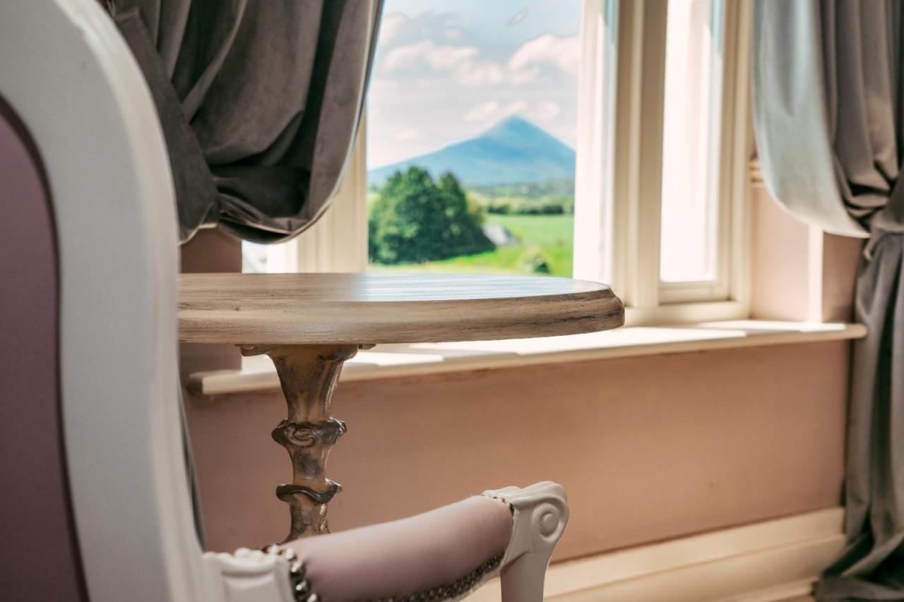 Westport Country Lodge Hotel 외부 사진